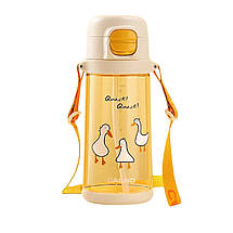 Спортивні пляшки і фляги