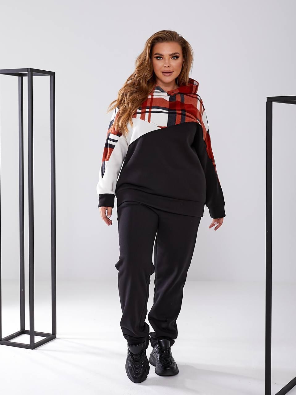 Спортивний костюм жіночий теплий з капюшоном