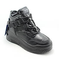 Черные женские ботинки - дутики на шнуровке и платформе Crosby 38