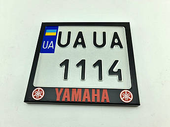 Рамка для номера моторолера, мопеда Yamaha чорна