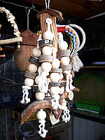 НАШІ РОБОТИ. Іграшки для папуги дерево, лоза, люф. 10