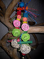 НАШІ РОБОТИ. Іграшки для папуги дерево, лоза, люф. 16