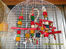 НАШІ РОБОТИ. Іграшки для папуги дерево, лоза, люф. 20