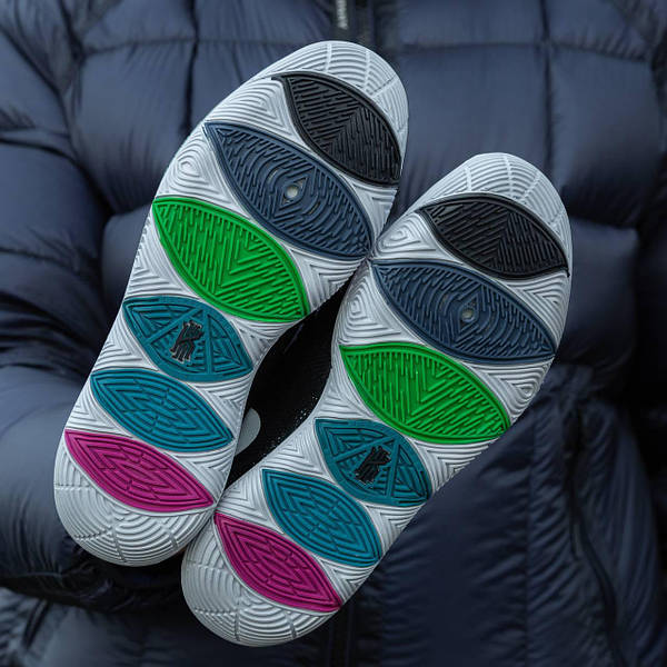 Kyrie 5 cheap retro