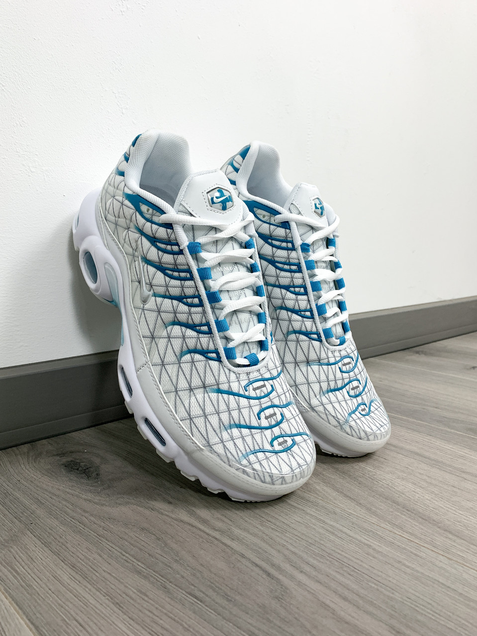 Nike air b online