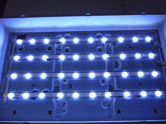 Світлодіодні LED-лінійки D1GE-320SC1-R2[11,10,20] 32F-3535LED-40EA  (Б/В)  (матриця DE320BGM-C1)