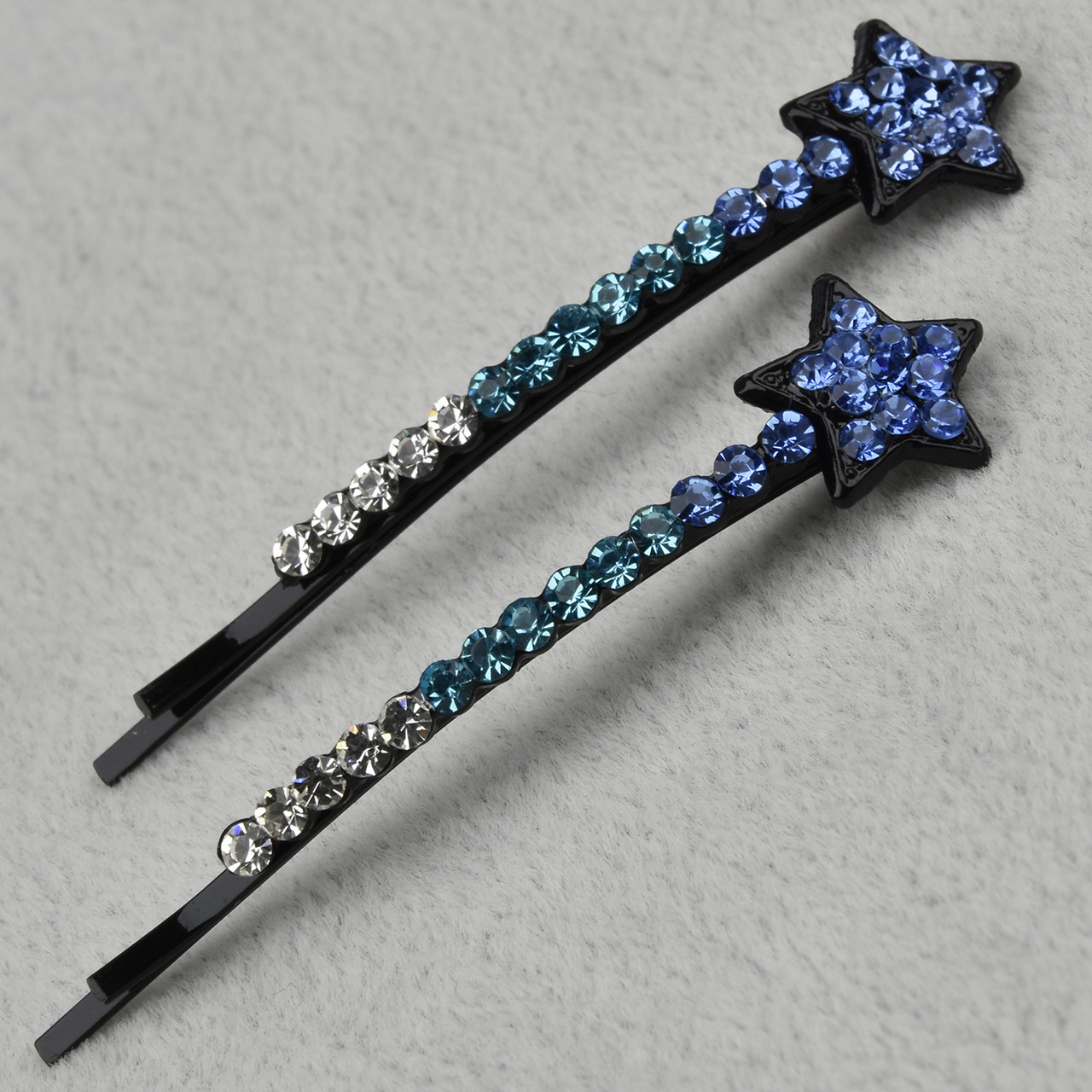 Невидимки для волосся металеві чорного кольору зірочки із синіми кристалами, що переливаються, 2 шт. довжина 6 см - фото 1 - id-p1692198567
