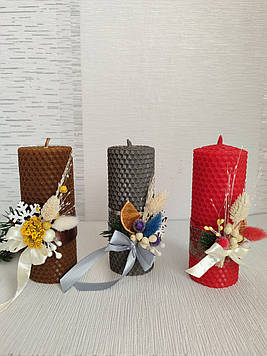 Медова свічка із вощини з новорічним декором, 13*5см