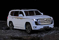 Колекційна модель Toyota Land Cruiser 300 1:24. Звук+світло ефекти. Металева машинка.