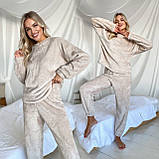 Тепла жіноча махрова однотонна піжама, фото 2