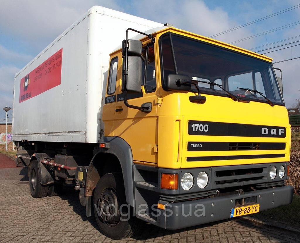 DAF 1600/1700/1900/2100/2300/2500/2700 лобове скло, триплекс