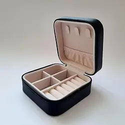 Міні шкатулка для прикрас Чорна