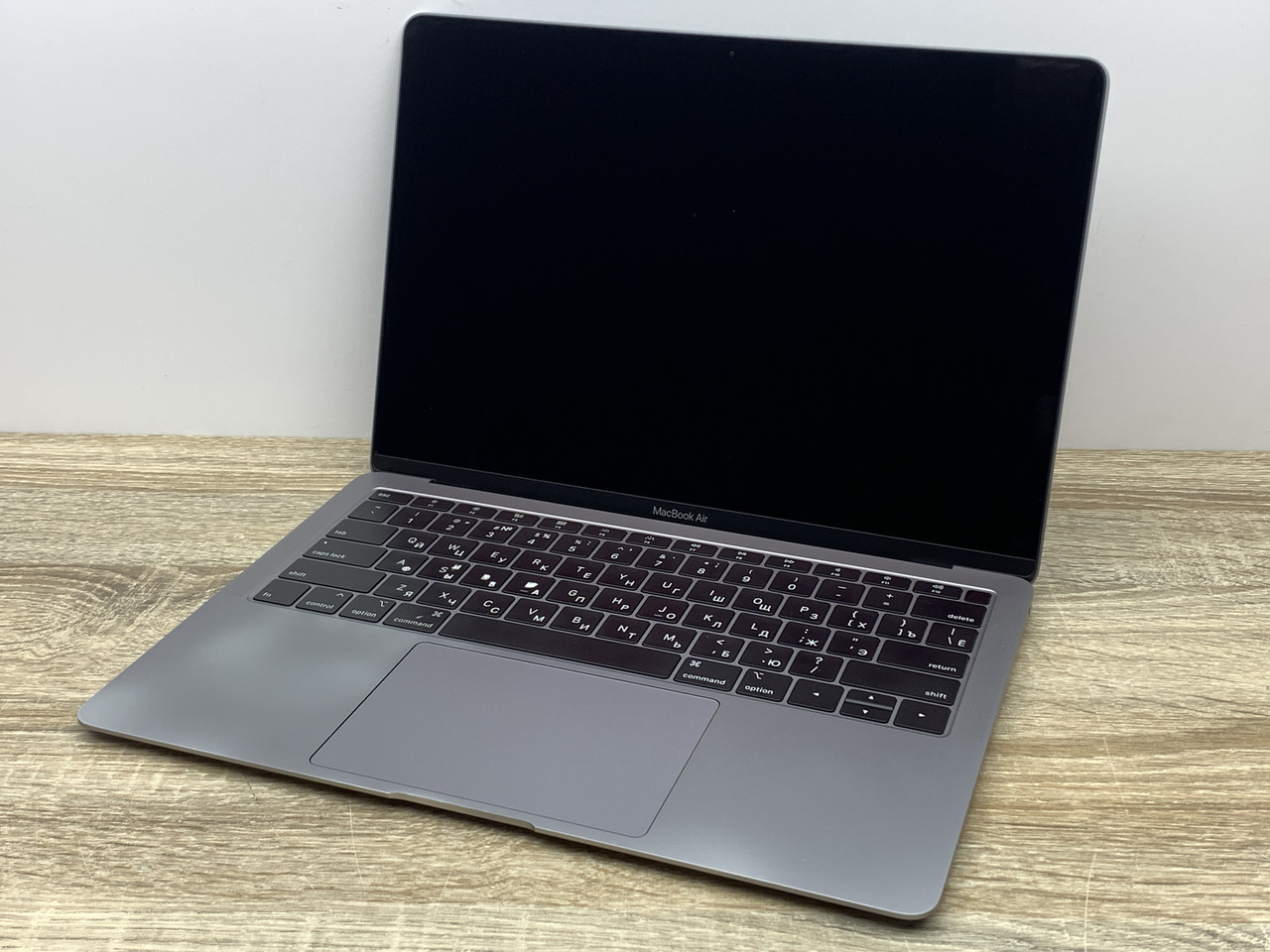 Ноутбук Macbook Air A1932 (2018) 13 Retina/i58210Y/8GB/SSD 120GB Б/У А