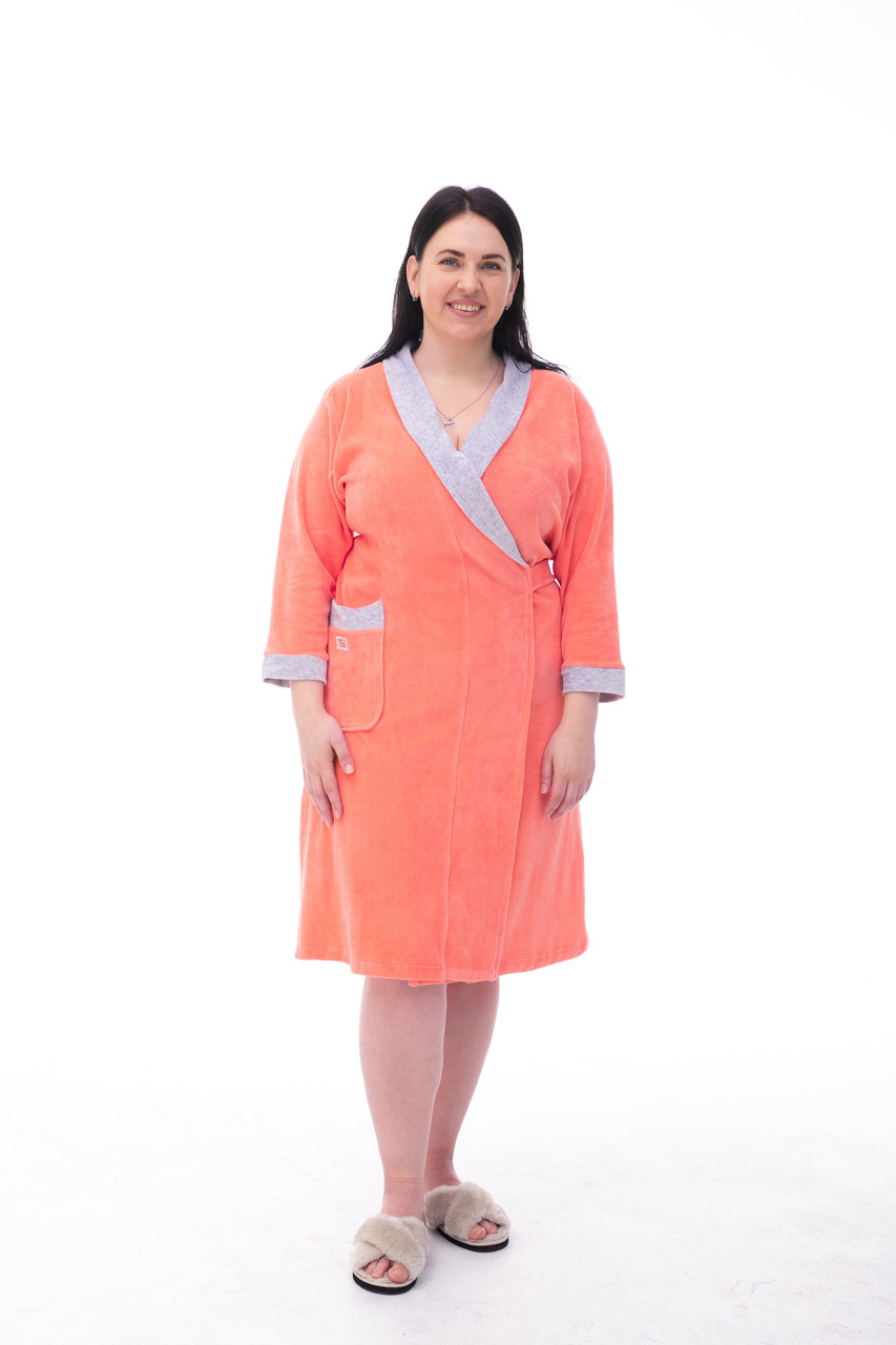 Довгий домашній халат жіночий велюровий на запах персиковий 54, фото 1