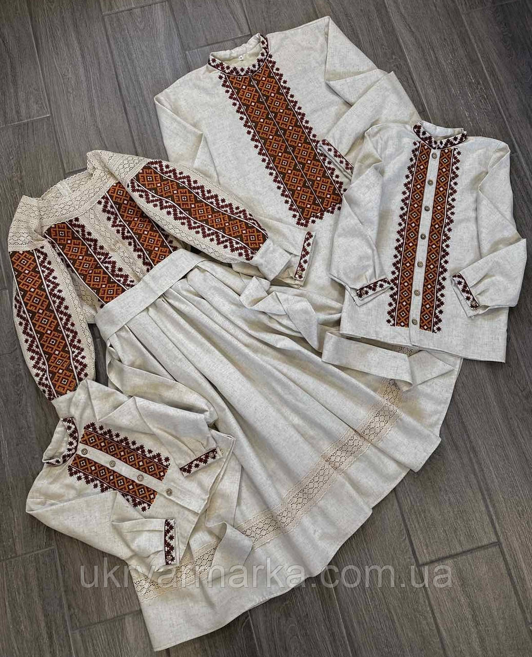 Парні вишиванки для родини "Буковина" .