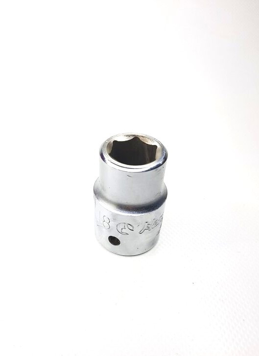 Головка торцева 3/4" DR 6-гр. 18 мм HANS (6400M18)