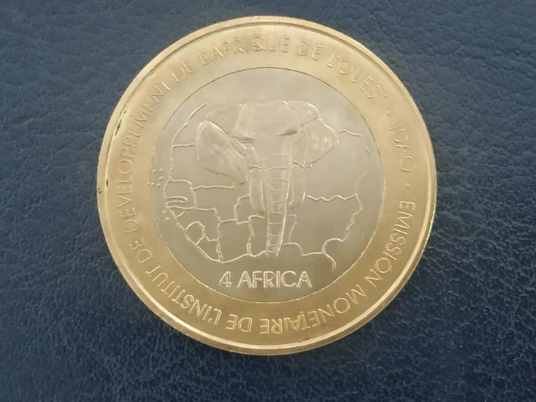 Того 6000 франків 2003, фото 1