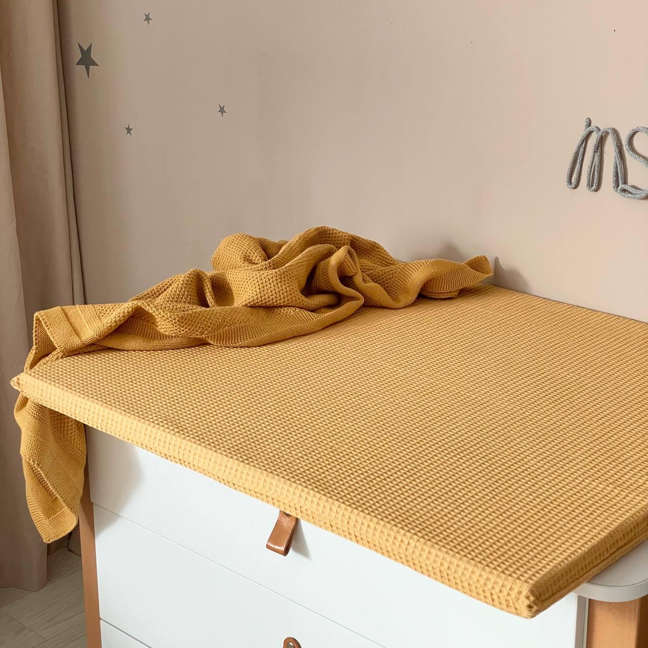 Матрацик на сповивальний столик гірчиця, фото 1