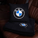 Подушка та плед в автомобіль з логотипом BMW, флісовий набір, фото 3