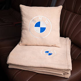 Подушка та плед в автомобіль з логотипом BMW, флісовий набір