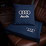 Подушка та плед в автомобіль з логотипом AUDI чорний, флісовий набір, фото 3