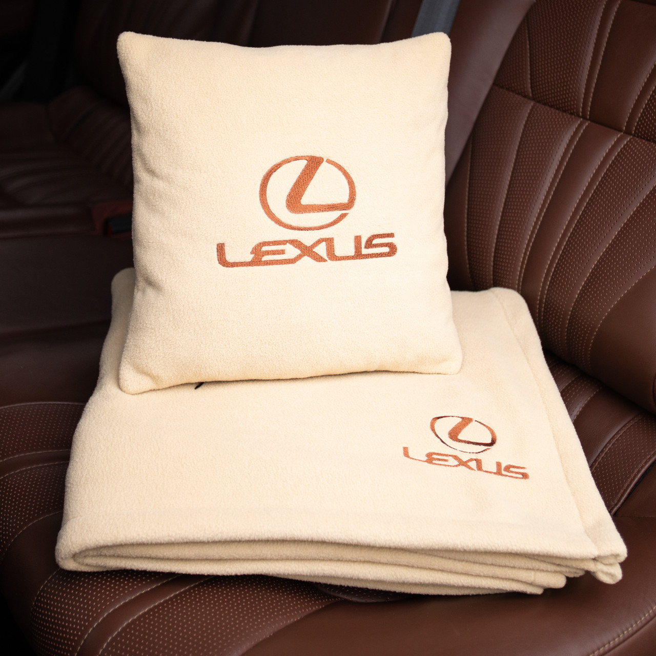 Подушка та плед в автомобіль з логотипом Lexus, флісовий набір, фото 1