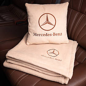 Подушка та плед в автомобіль з логотипом Mercedes, флісовий набір