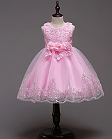 Платье нежно-розовое короткое пышное нарядное для девочки