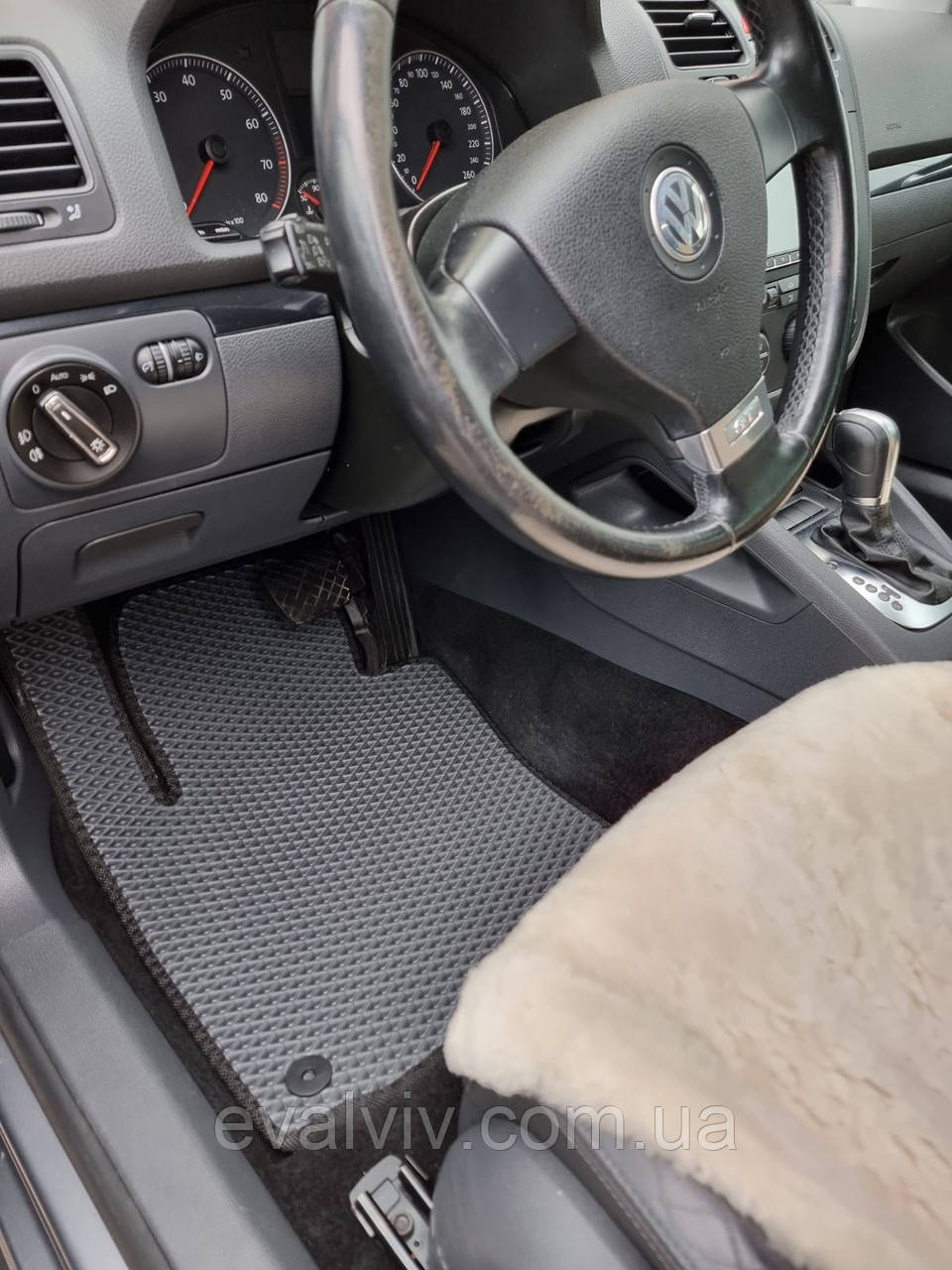 Автомобільні килимки eva для Volkswagen Golf 5 хетчбек (2003 - 2008) рік, фото 1