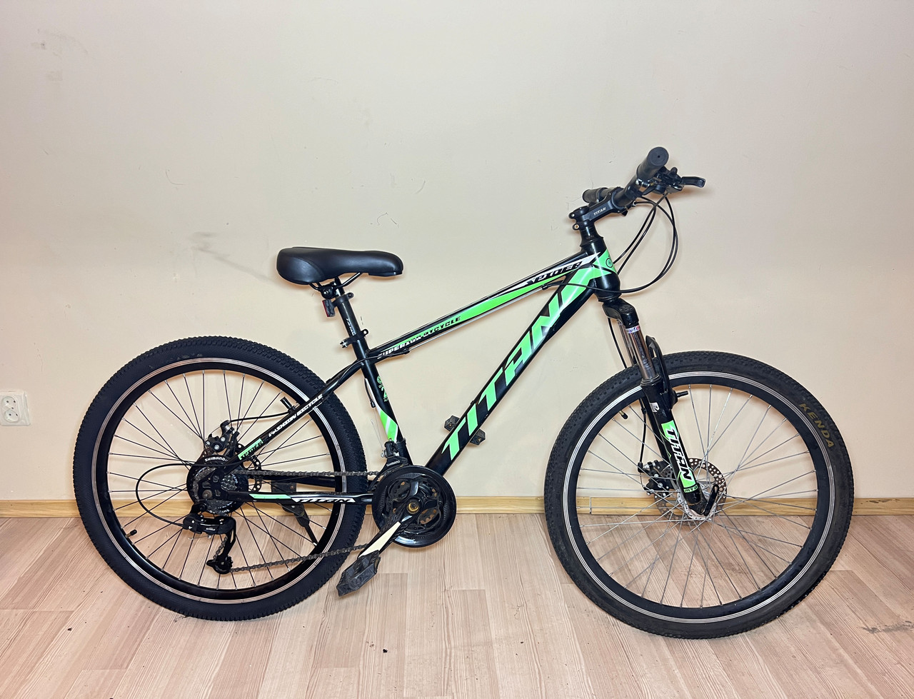 Велосипед гірський Titan, 26" низька рама 15" (на 10-14 років), 24 швидк,