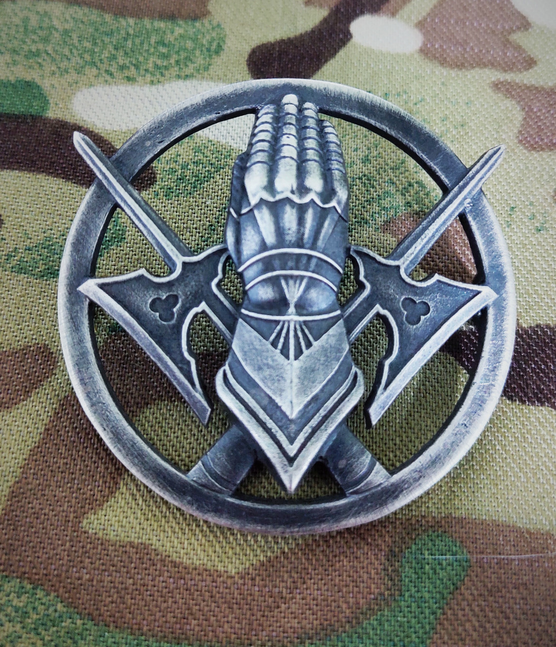 Беретний знак для 101 окремої бригади охорони Генерального штабу ЗСУ металева