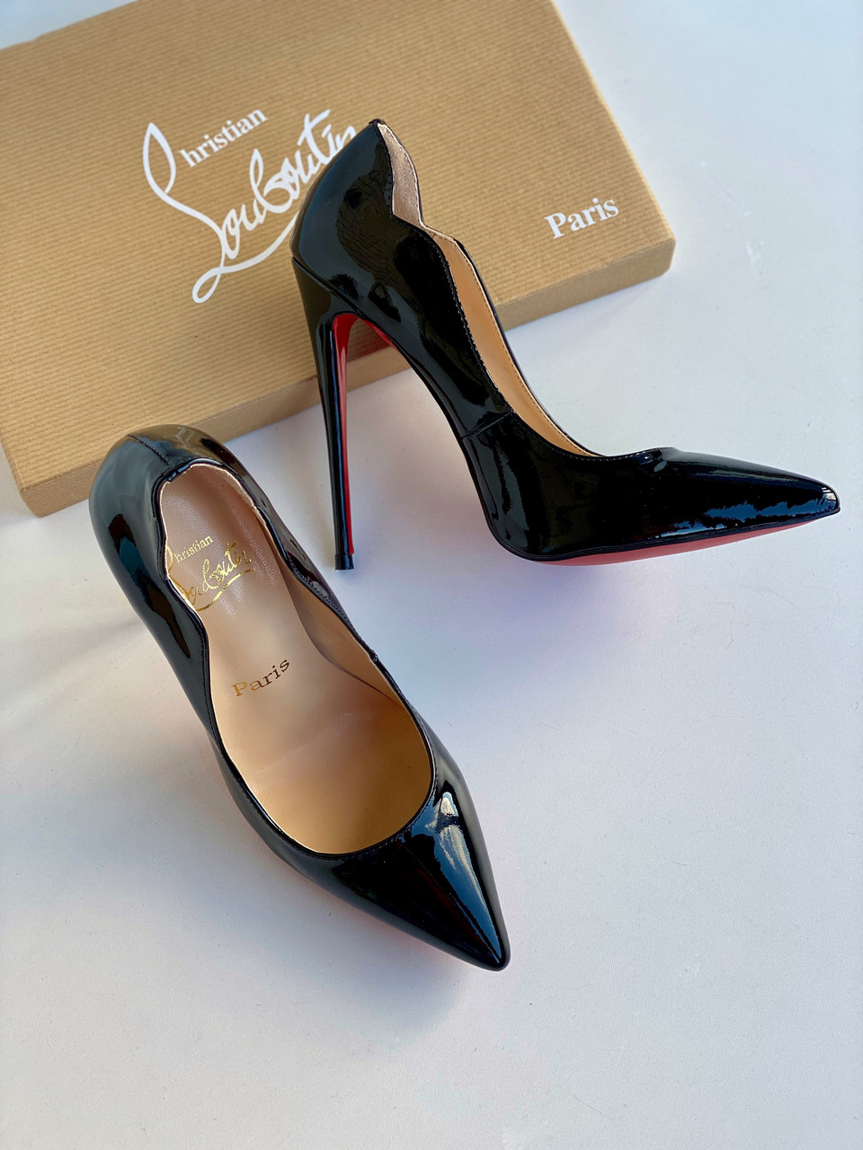 Christian Louboutin So Kate Hot Chick