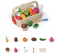 Деревянный детский игровой набор продуктов C 61530 на магните с досточкой в корзине.