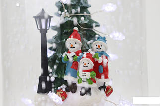 Колба новорічна зі снігом і сніговиками декор до Нового року "SNOWMAN FAMILY", фото 4