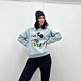 Жіночий спортивний костюм на флісі з шапкою, двоколірний | Кофта з принтом Міккі Маус + штани | Норма, фото 3