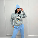 Жіночий спортивний костюм на флісі з шапкою, двоколірний | Кофта з принтом Міккі Маус + штани | Норма, фото 5