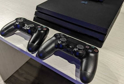 SONY - エリック　PlayStation 4 Pro 1T Купить приставку PlayStation 4 Pro с объем жесткого диска в 1 TB