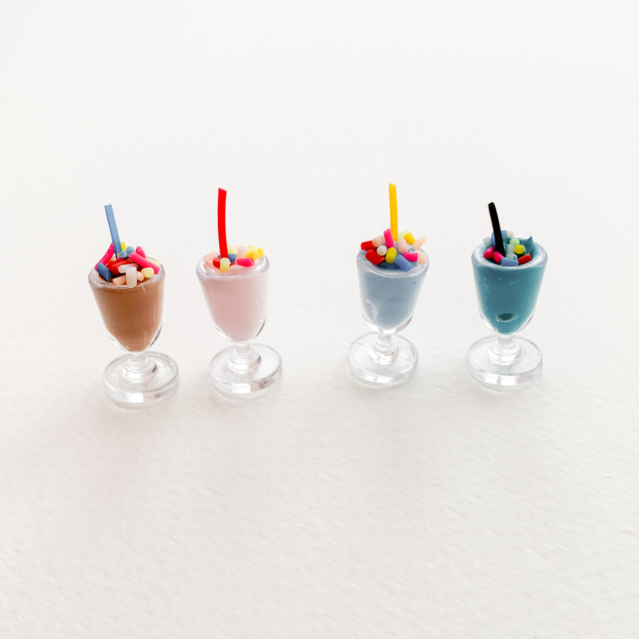 Мініатюра коктейль 2 см Випадковий вибір, фото 1
