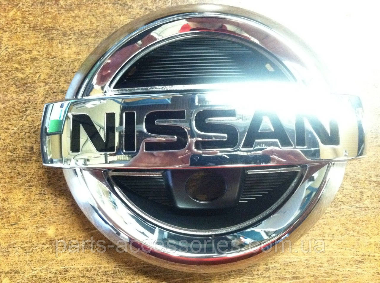 Nissan Rogue 2011-2013 Емблема значок у решітку радіатора Новий Оригінал