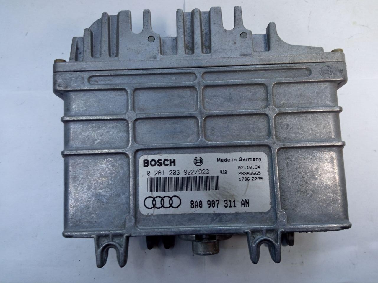 Електронний блок керування Audi 80 B4 2.0L Bosch 0 261 203 922/923 / 8A0907 311 AN / 8A0907311AN, фото 1