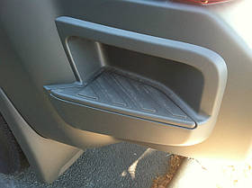 Nissan Xterra 2005-2015 Ліва накладка на задній бампер підніжка Нова Оригінал