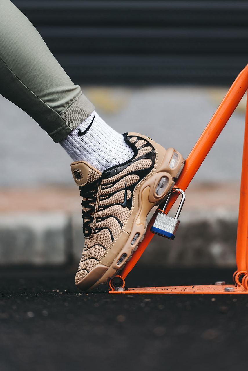 Nike air max plus desert ridgerock 2025