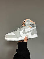 Женские кроссовки Nike Air Jordan 1 High Grey Peach Fur