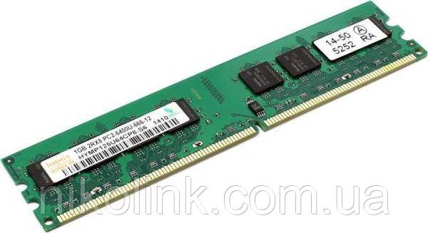 Пам'ять Hynix DDR2 1 GB PC2-6400U (800Mhz) (HYMP112U64CP8-S6)(8x1), б/у