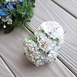 Хризантема (чорнобривці, гвоздика, волошка) з тканини на ніжці біла 4 см — (паковання 6 шт.), фото 2