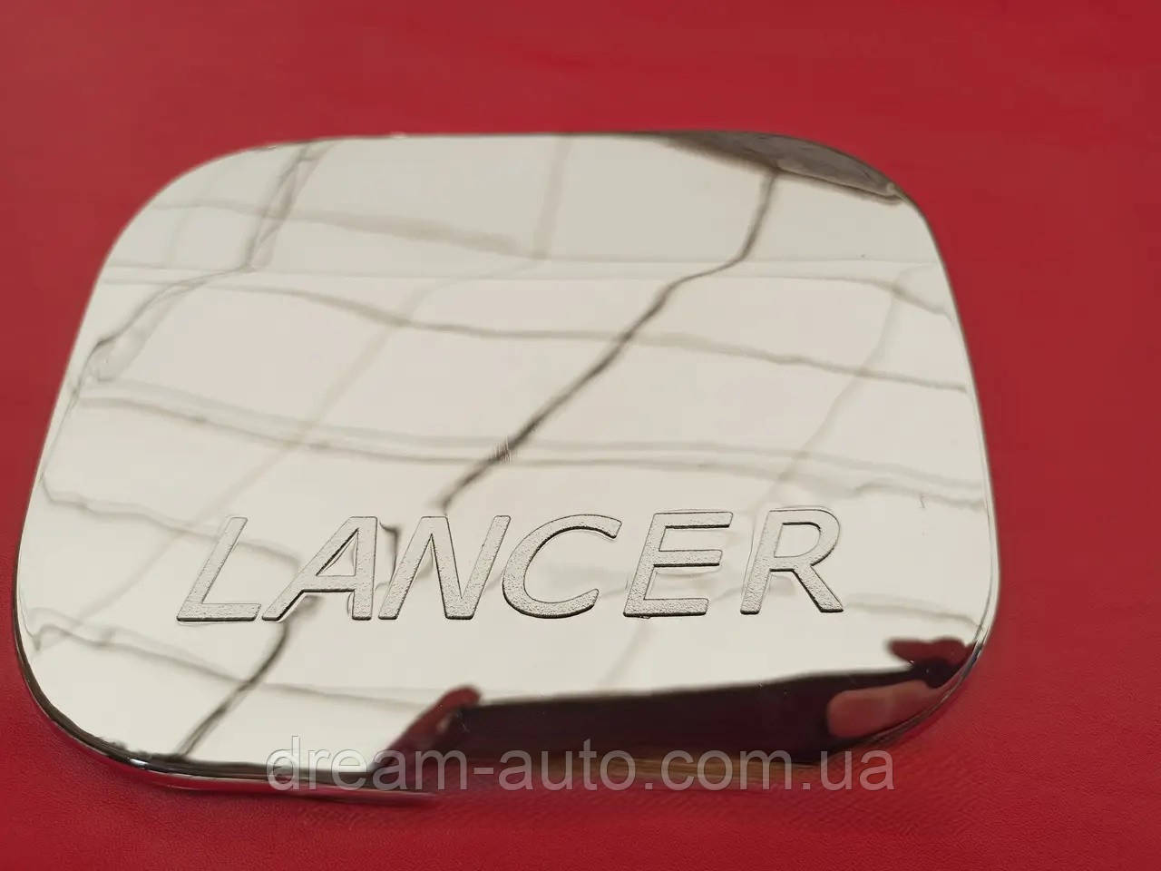 Накладка на кришку бака Mitsubishi Lancer 9