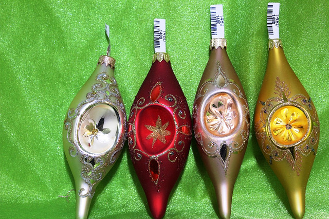 Новорічна іграшка Єллипс Т018