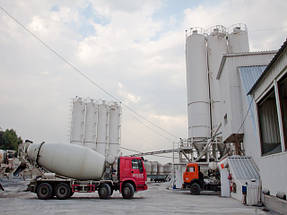 Завантаження товарного бетону