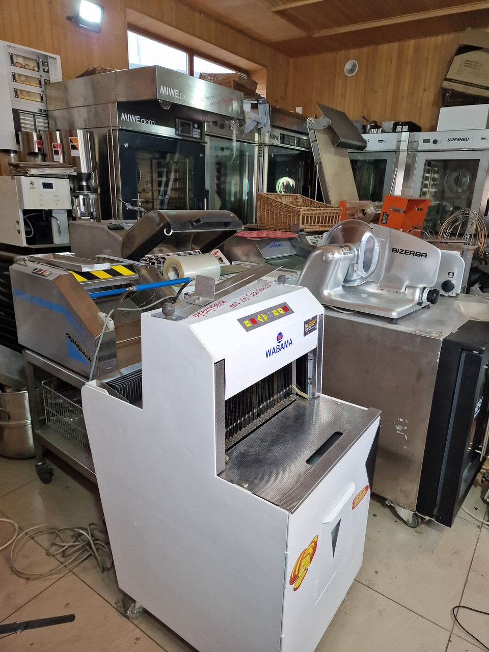 Хліборізка автомат Wabama професійна, фото 1