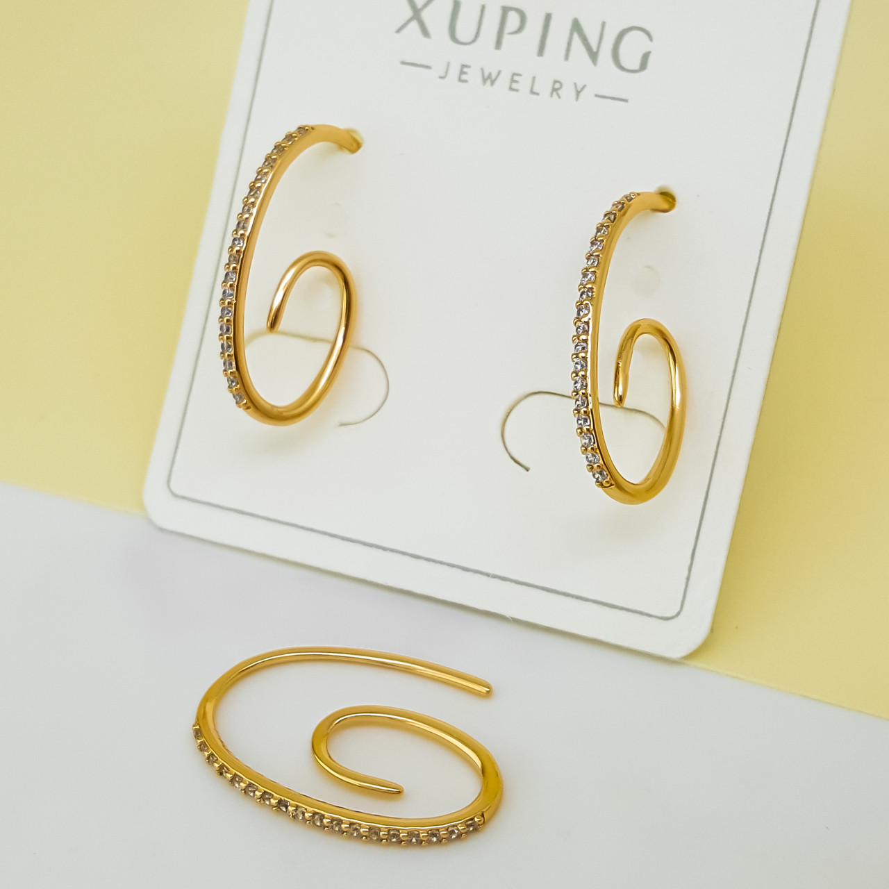 Сережки цвяшки, "Равлик" з камінням, медичне золото Xuping 18К